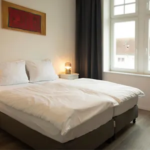 Direkt Am Hafen - Mit Terrasse Und Uhd Tv Apartment