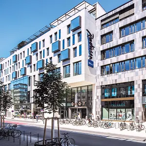 https://radisson-blu.frankfurtammainhotels.com